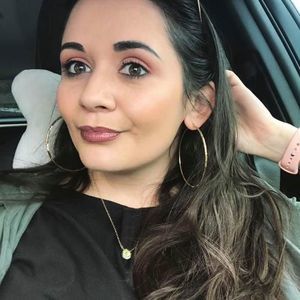 Meet your Posher, Stephanie